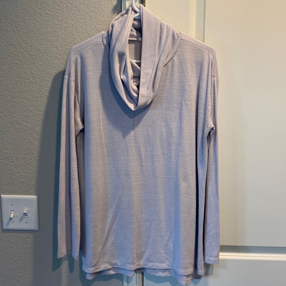 Gap tunic turtleneck